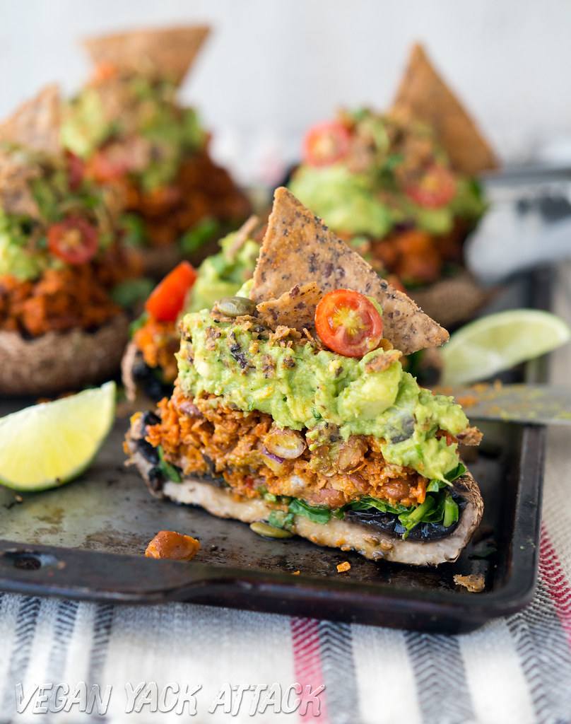 #Vegan Soyrizo-Stuffed Mushrooms with Guacamole and spicy chips! #glutenfree