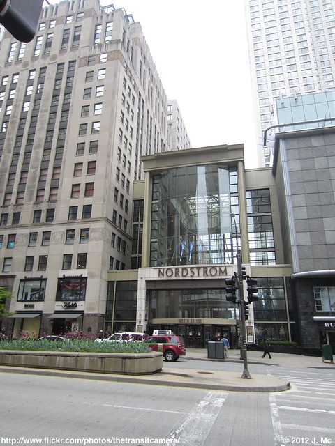 Nordstrom (Chicago, IL)