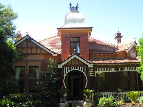"Locksley", a Queen Anne Mansion - Ballarat