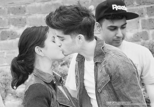 I should've kissed you.// Zayn Malik & Selena Gomez Manip … | Flickr