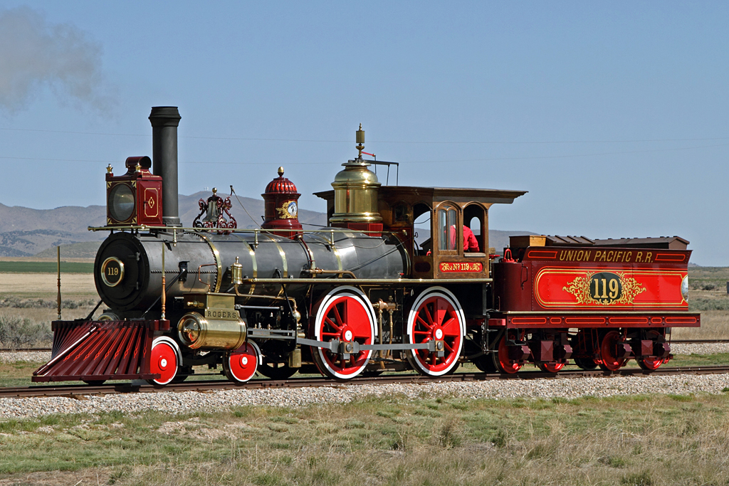 Озон паровозики. Паровоз Union Pacific 119. Паровоз Юнион Пасифик. Паровоз генерал 1926. Паровоз Атлантик 0 -4 - 0.