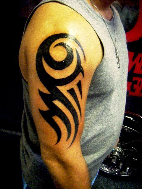 Tribal Arm Piece Tattoo | Flower tattoos, Tattoo Girlie, Tat… | Flickr