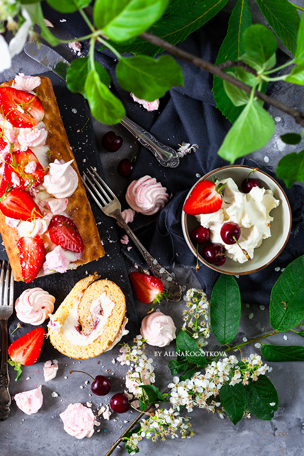 Strawberry and Cream Roulade