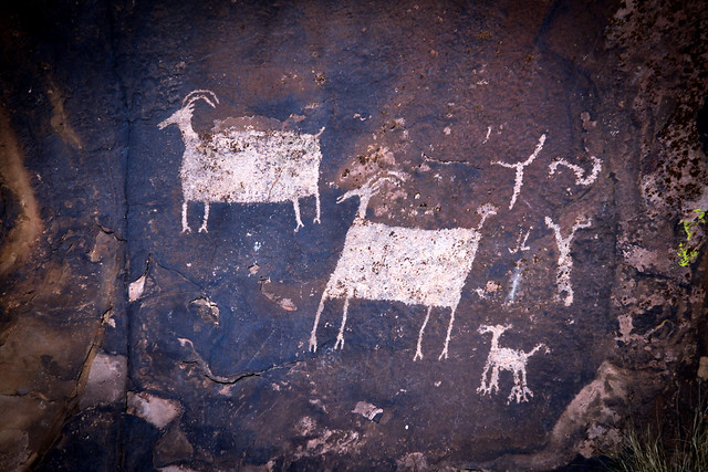 anasazi ridge petroglyphs
