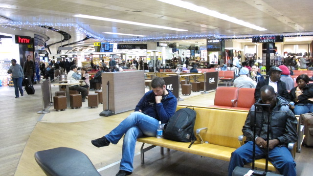 Terminal 3 Heathrow Airport Departure Lounge 28-11-2011 BZ… | Flickr