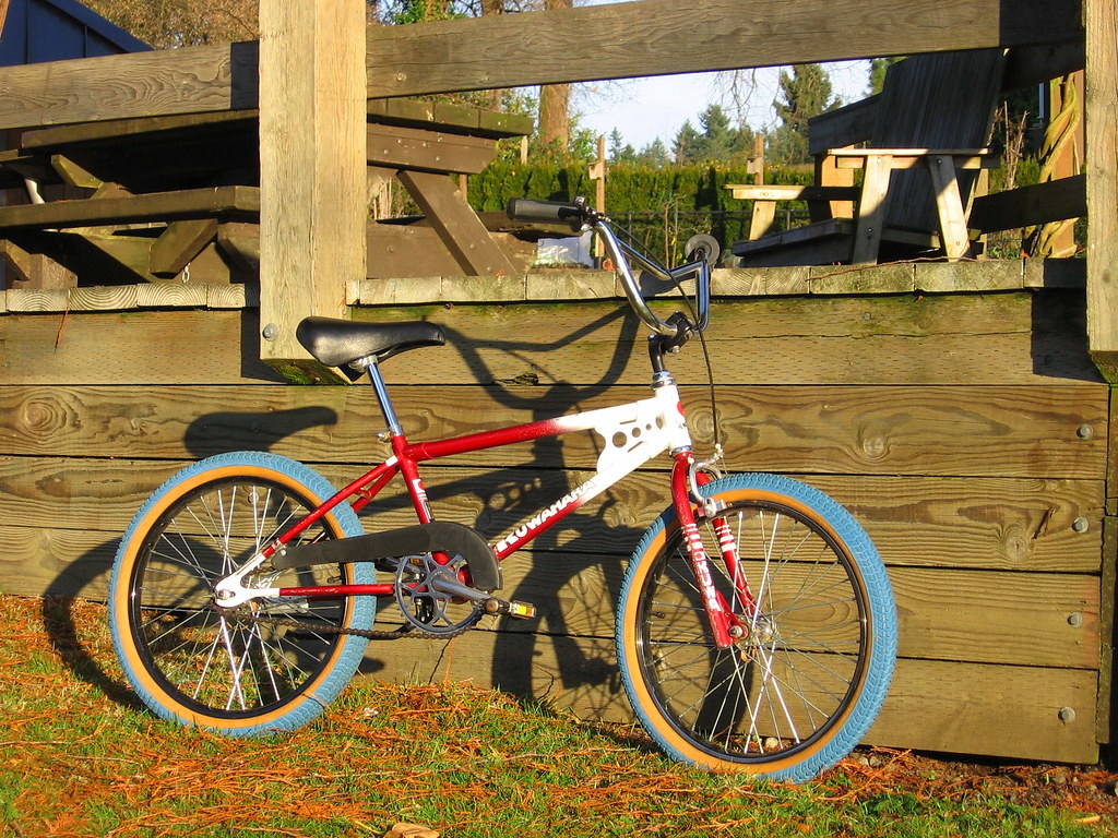 Vintage Kuwahara bmx E.T. bike | Non looptail toy store vers… | Flickr