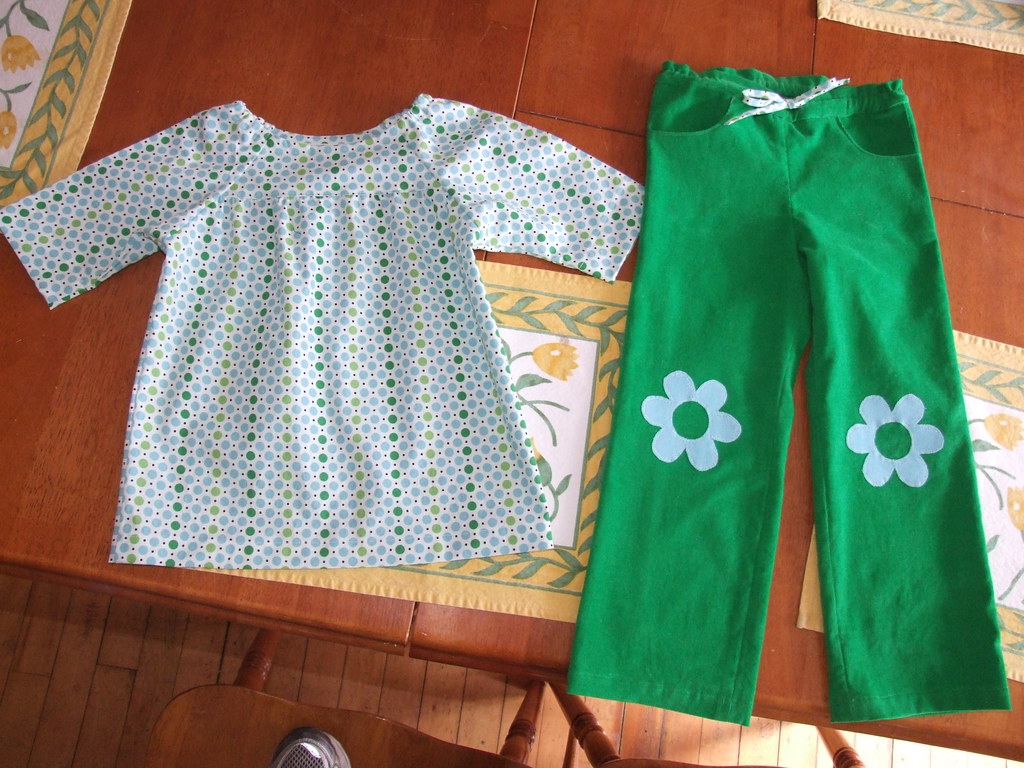 Oliver & S classic picnic blouse and sandbox pants | Flickr