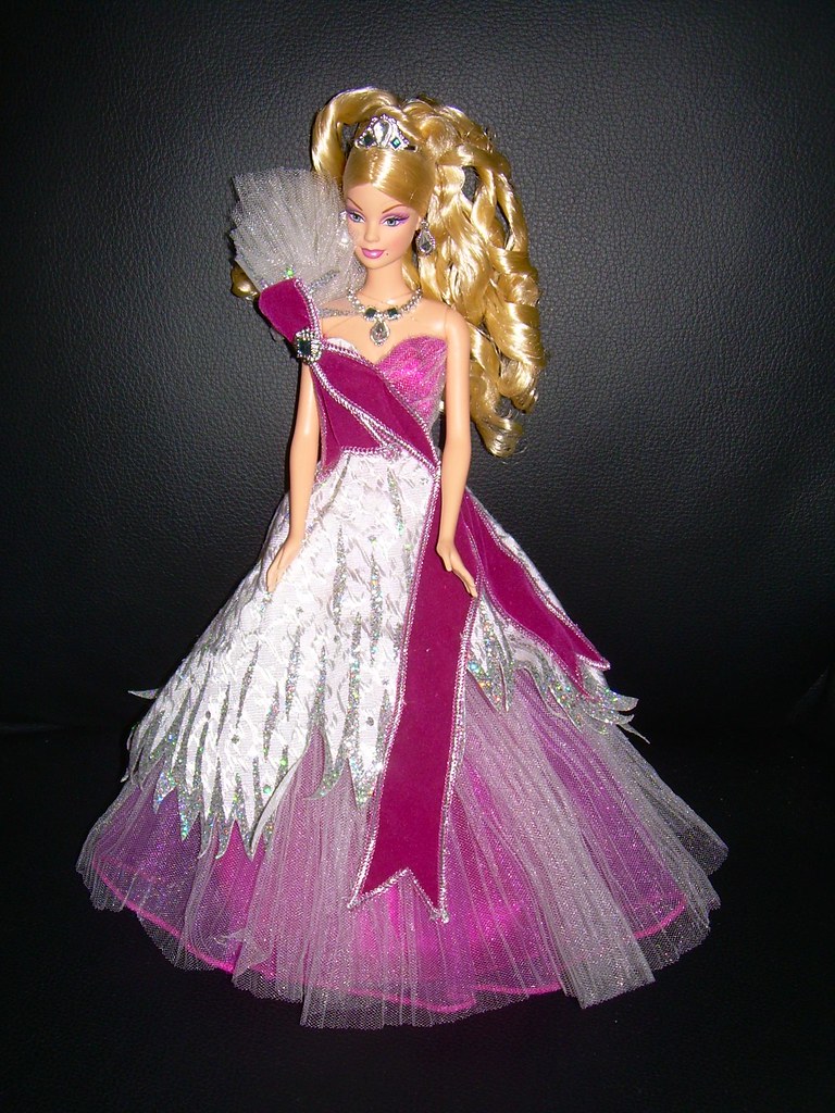 Holiday Barbie 2005 bob mackie | I found her today at a flea… | Flickr