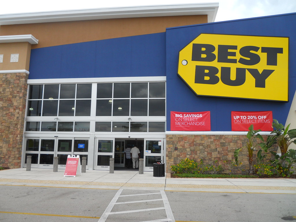 Best Buy Store Closing (Fort Myers, FL) Located in The For… Flickr