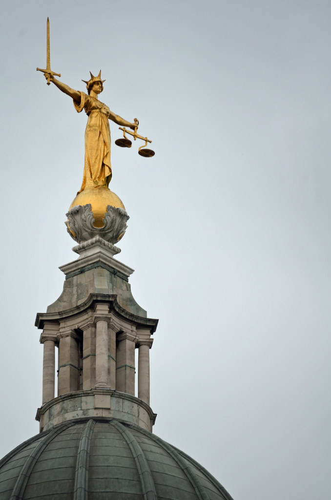 London | Old Bailey | Statue of Lady Justice on top of the d… | Flickr