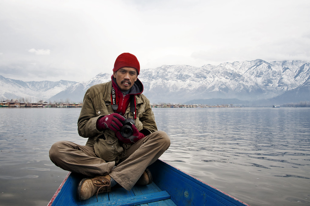 Kashmir 2012 | The Photographer | Shikara | Dal Lake and The Himalaya