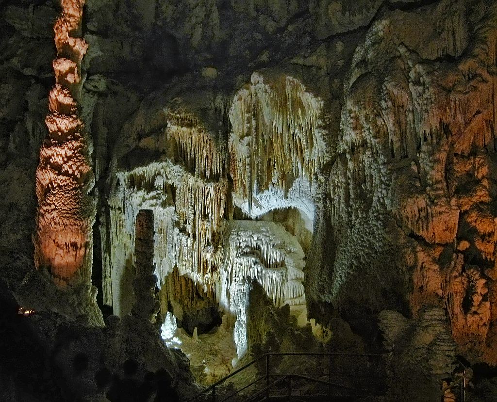 Abisso Ancona (Ancona Abyss) in The Frasassi Caves System | Flickr