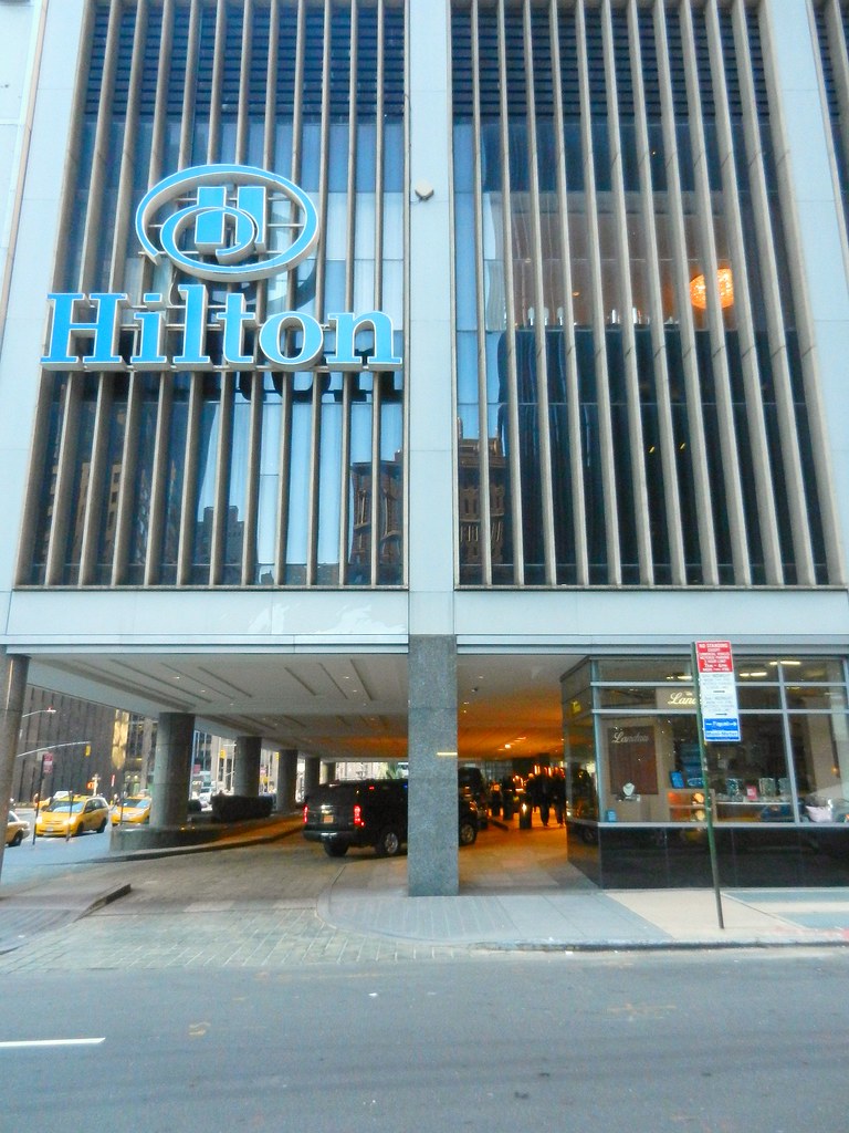 hilton new york hotel  towers  hilton new york hotel