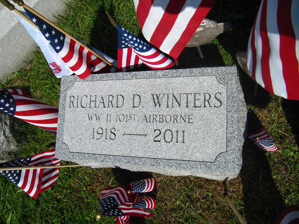 Major Dick Winters from Band of Brothers | Bergstrasse Cemet… | Flickr