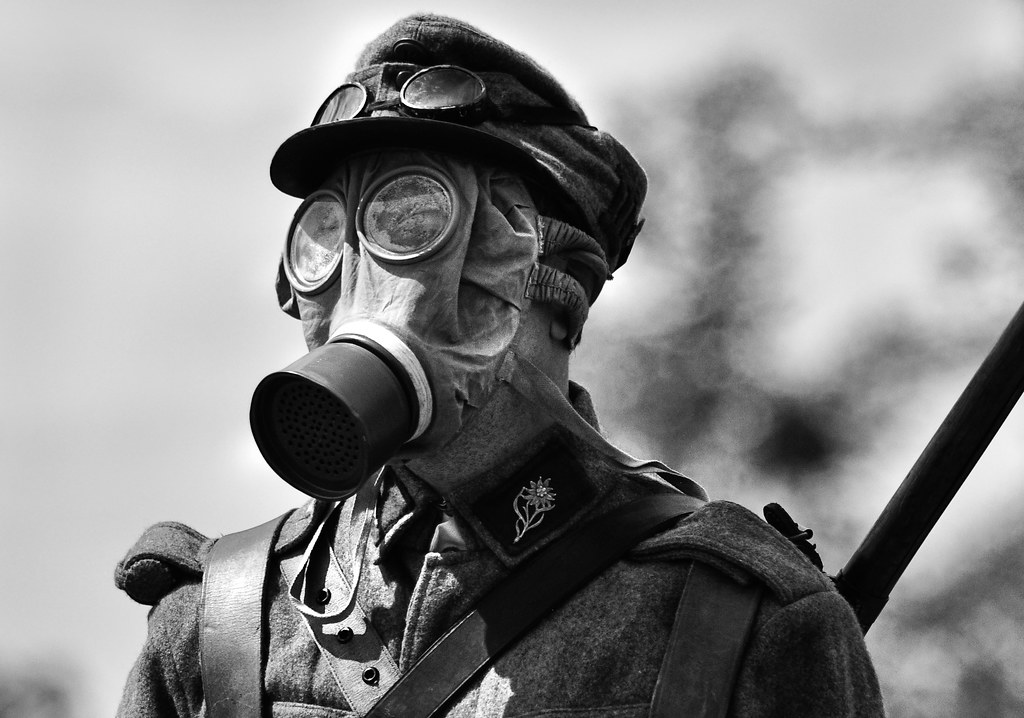 wwi gas mask german