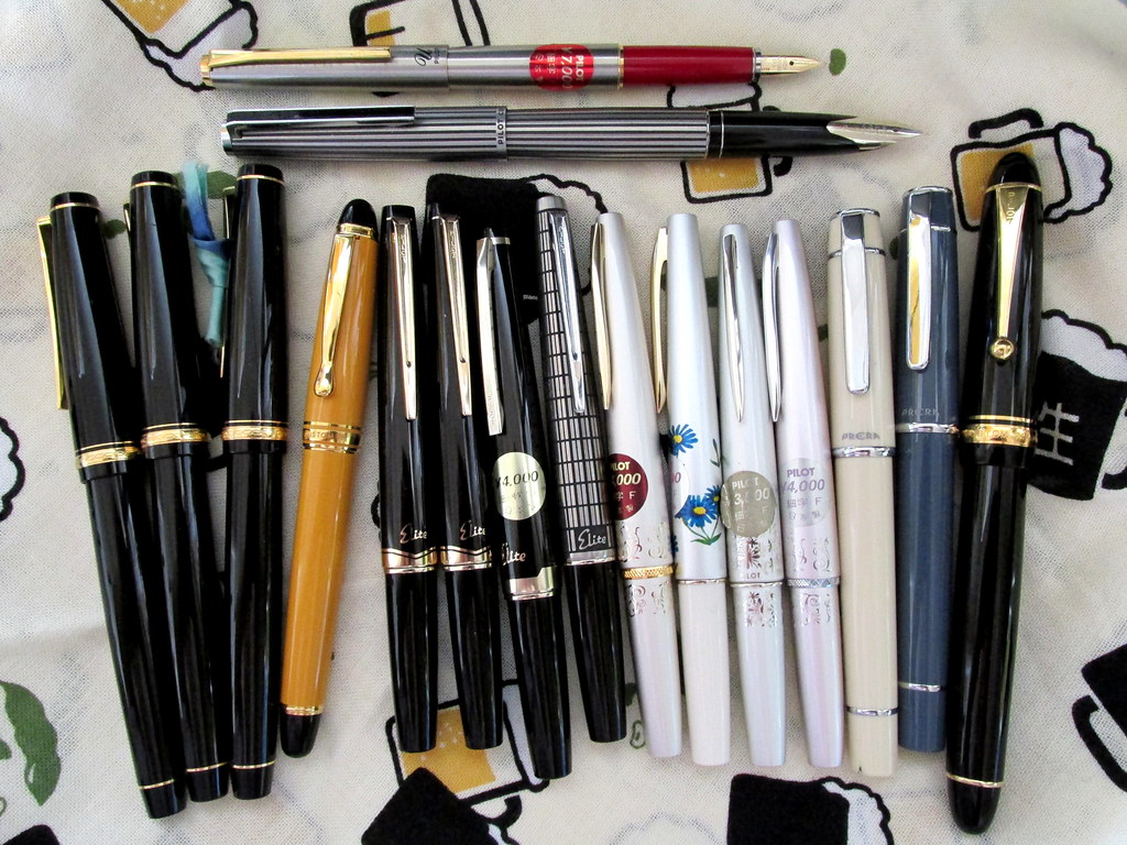 Lot - COLLECTION OF FINE WRITING INSTRUMENTS