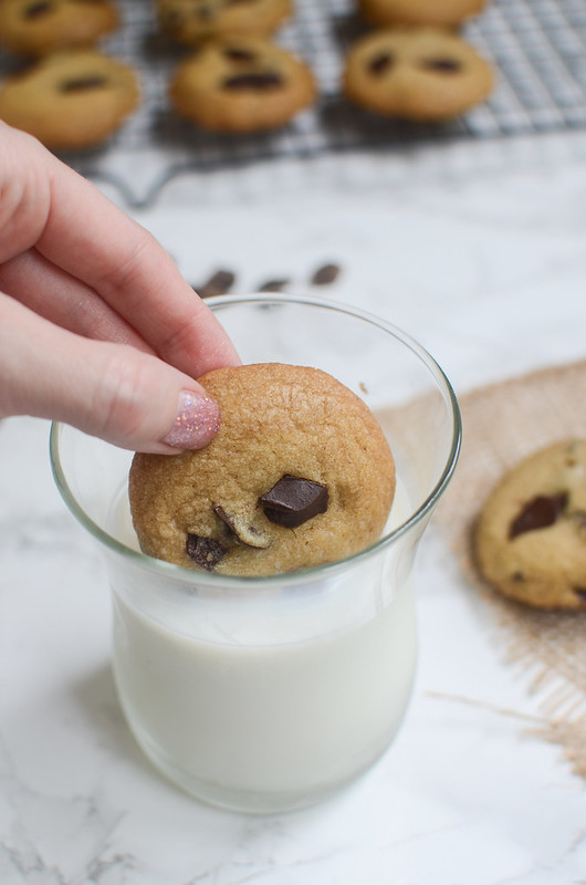 Coconut Oil Chocolate Chip Cookies - use coconut oil instead of butter in these delicious cookies! This is my favorite chocolate chip cookies recipe!