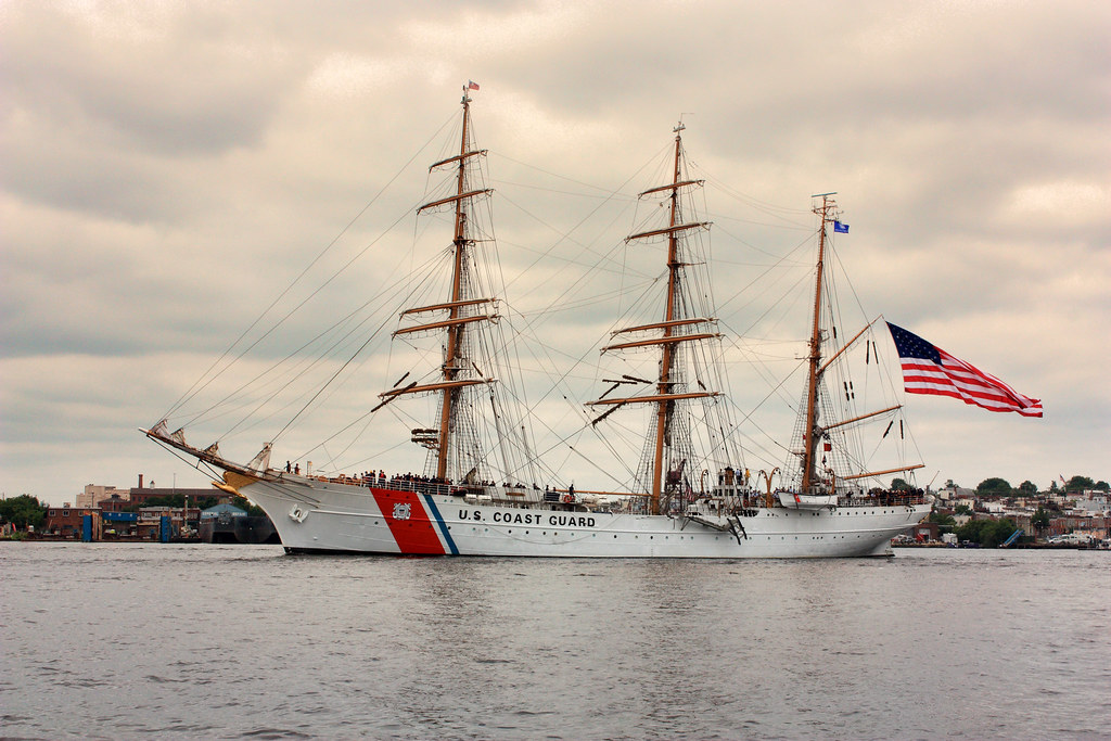 USCGC Eagle USCGC Eagle 295' US Coast Guard tall ship, h… Flickr