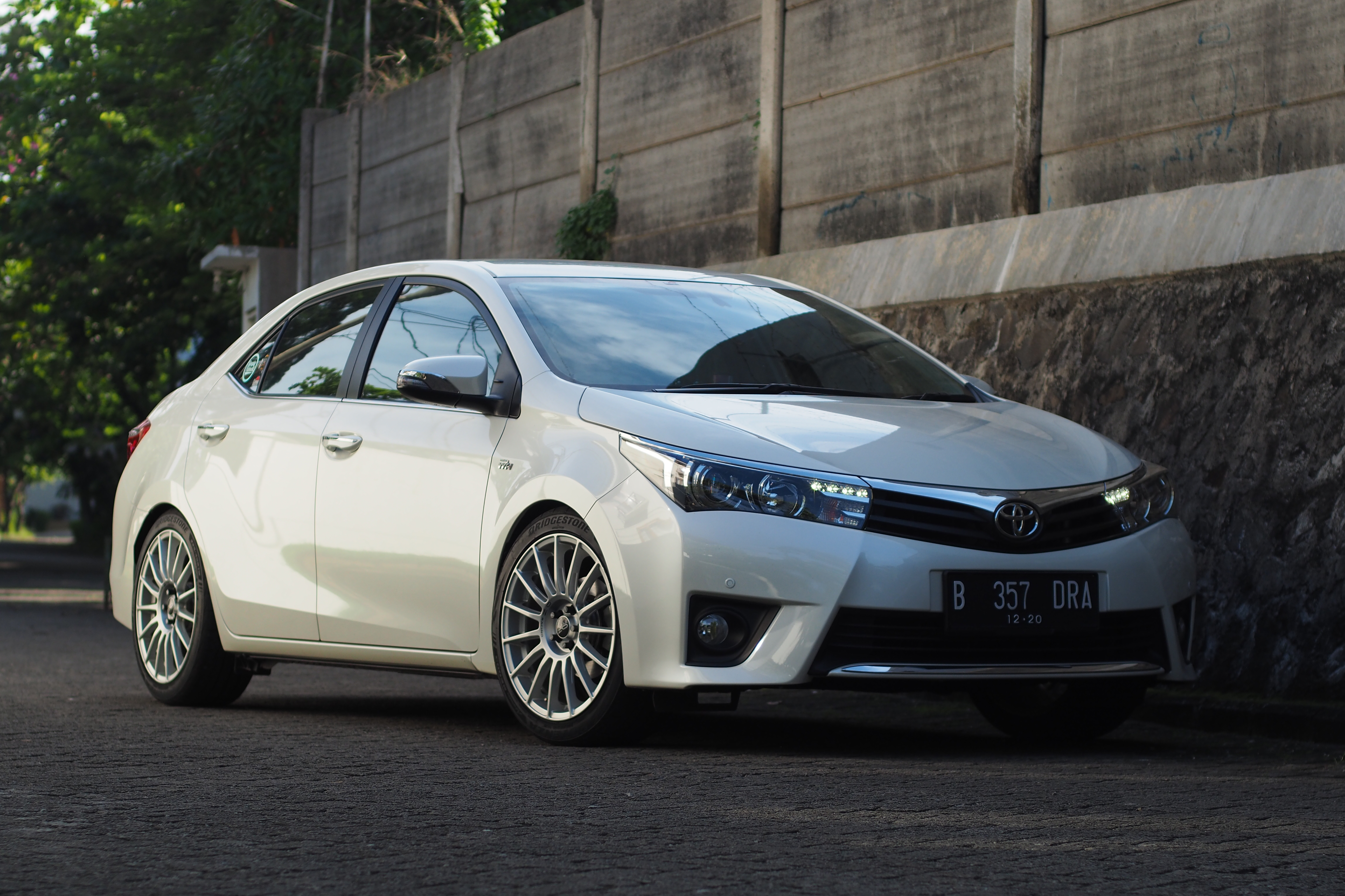 SimplyFitment Toyota Corolla Altis 2015 BETIS