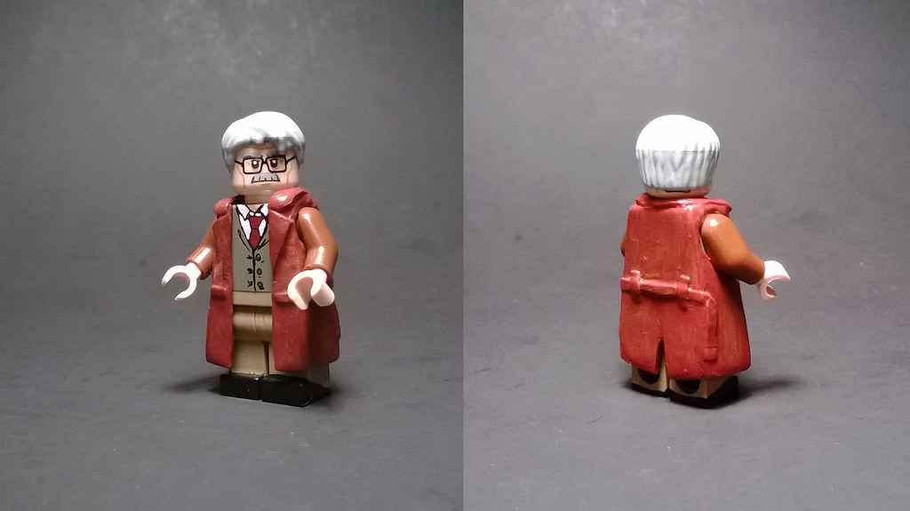 Commissioner Gordon | While Lego's version of Commissioner Gâ€¦ | Flickr