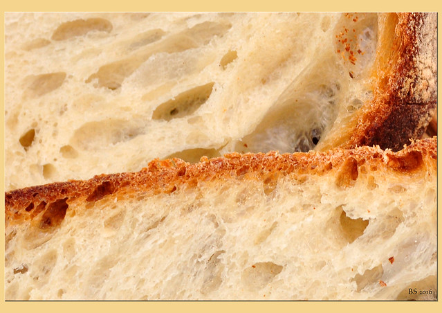 Saint-Gildas-de-Rhuys: der Bäcker (boulanger) und sein Brot (pain) Foto: Brigitte Stolle 2016