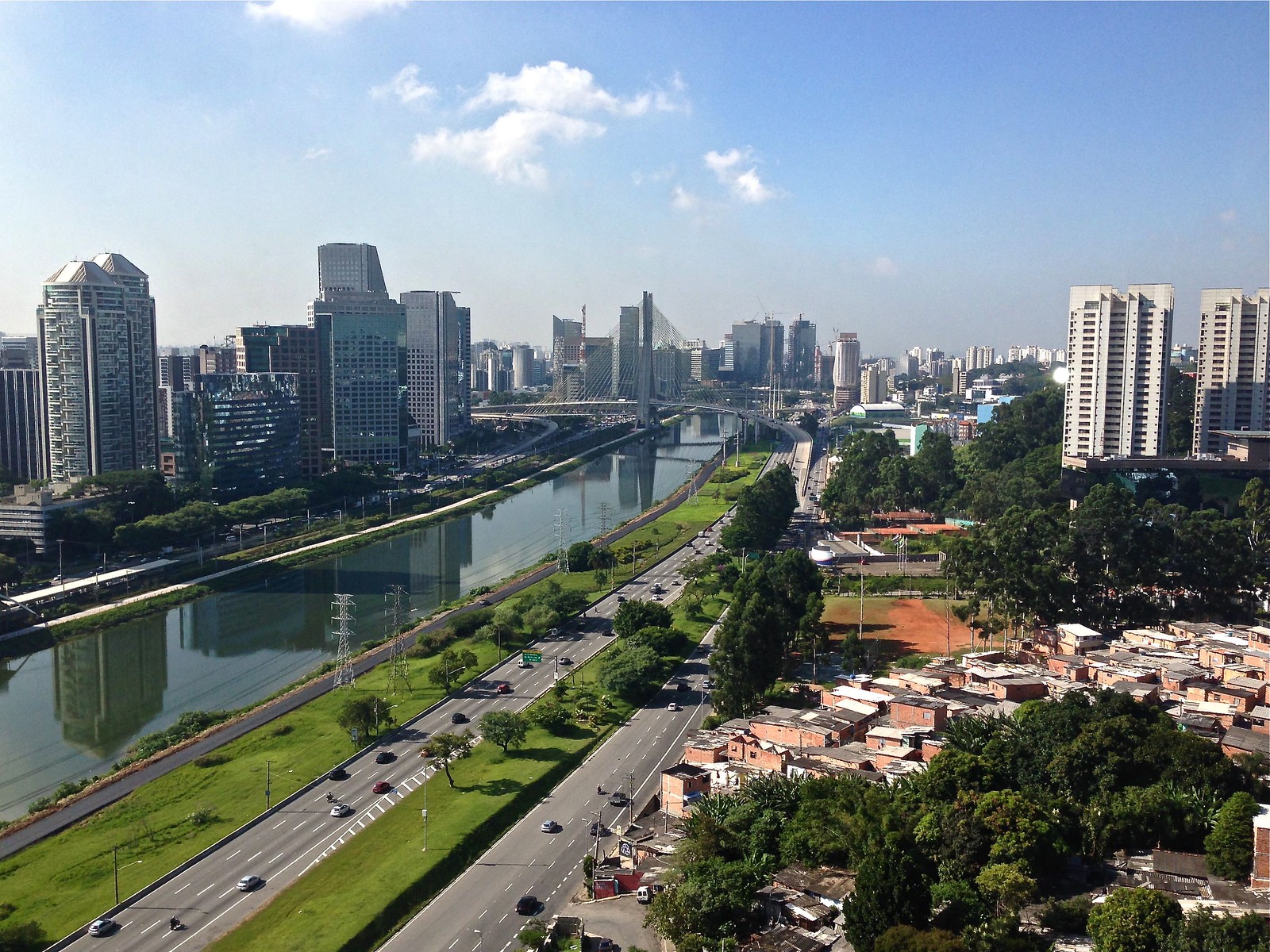 São Paulo - Marginal Pinheiros. julio lima. 