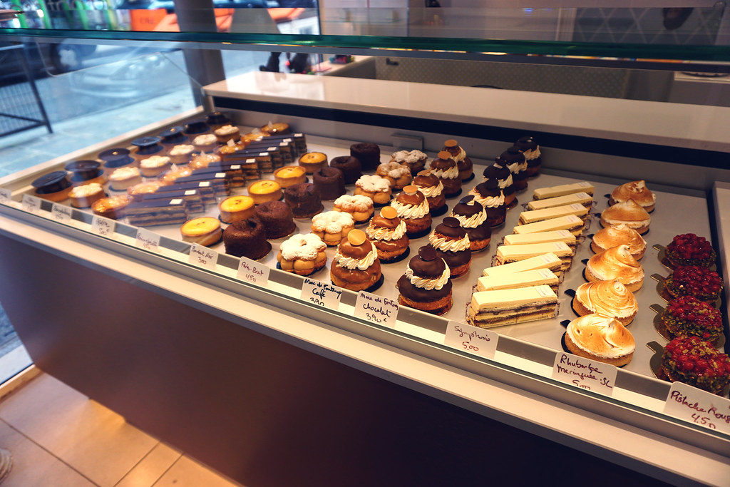 Gluten free pastries, cakes and tarts from Helmut Newcake in Paris, France