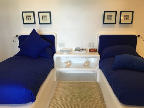 two twin beds,  Mykonos guest villa