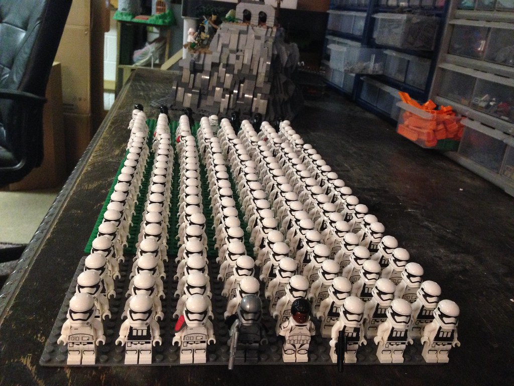 Lego first order stormtrooper army Lego first order stormt… Flickr