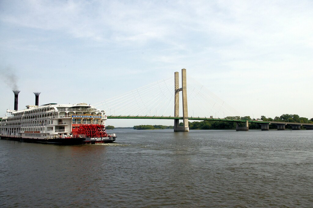 Photo Favorite: American Queen Riverboat on Mississippi River at Burlington, Iowa, September 26, 2012 (Pentax K-r)