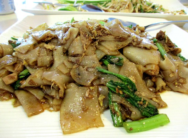 Flavours Thai Kitchen fried kway teow