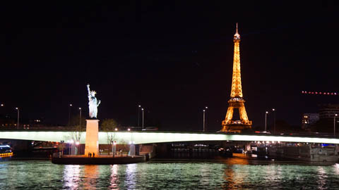 AN UNFORGETTABLE CRUISE PARTY IN PARIS