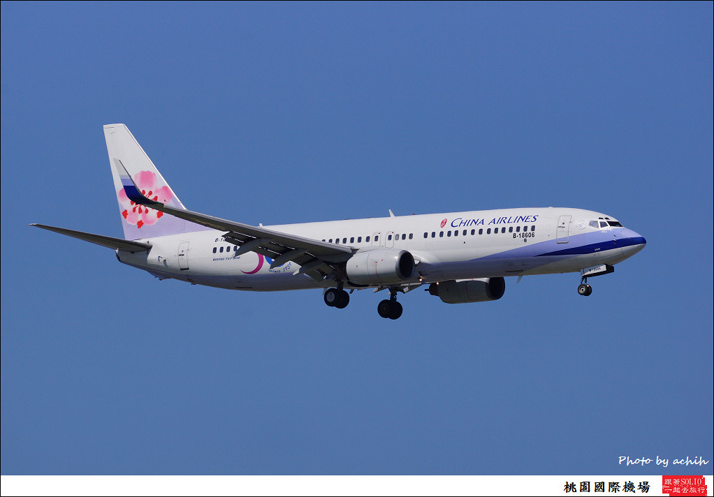 China Airlines B-18606-028