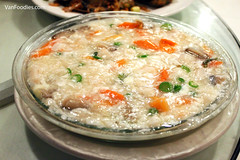 Soft Tofu Topped with Diced Seafood 瓊山豆腐