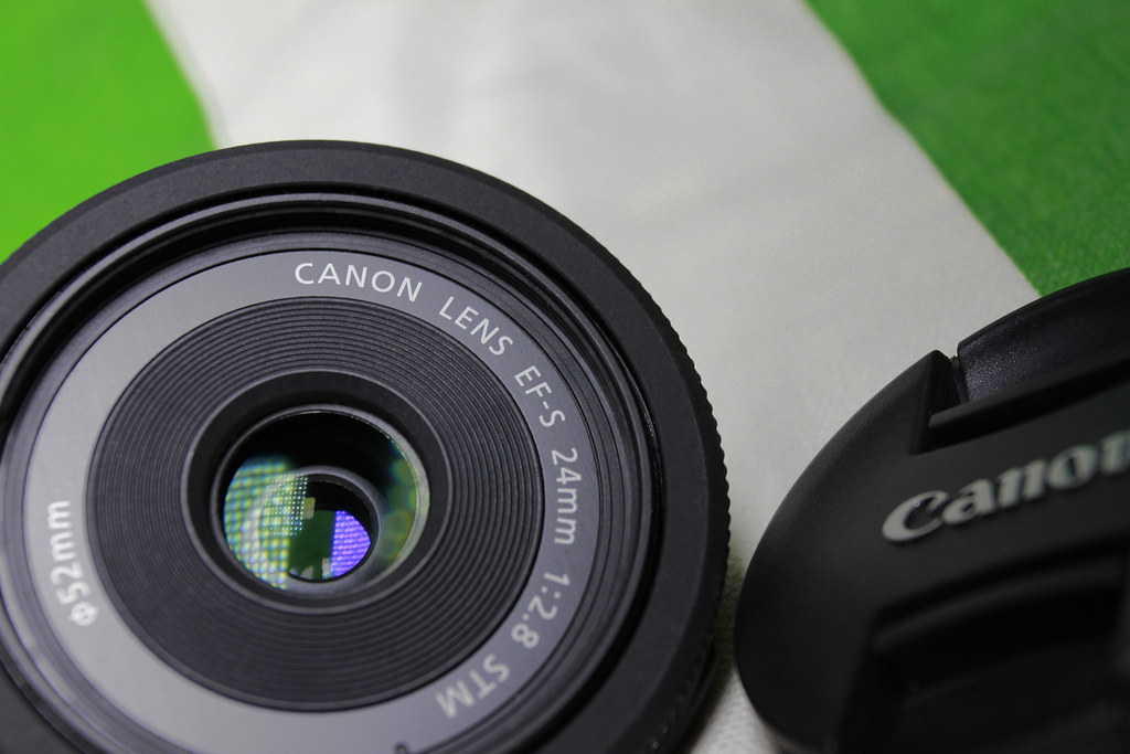カメラ レンズ(単焦点) Canon EFS 24mm F2.8 STM。廣角小餅乾@ 皓氣肥腸:: 痞客邦::