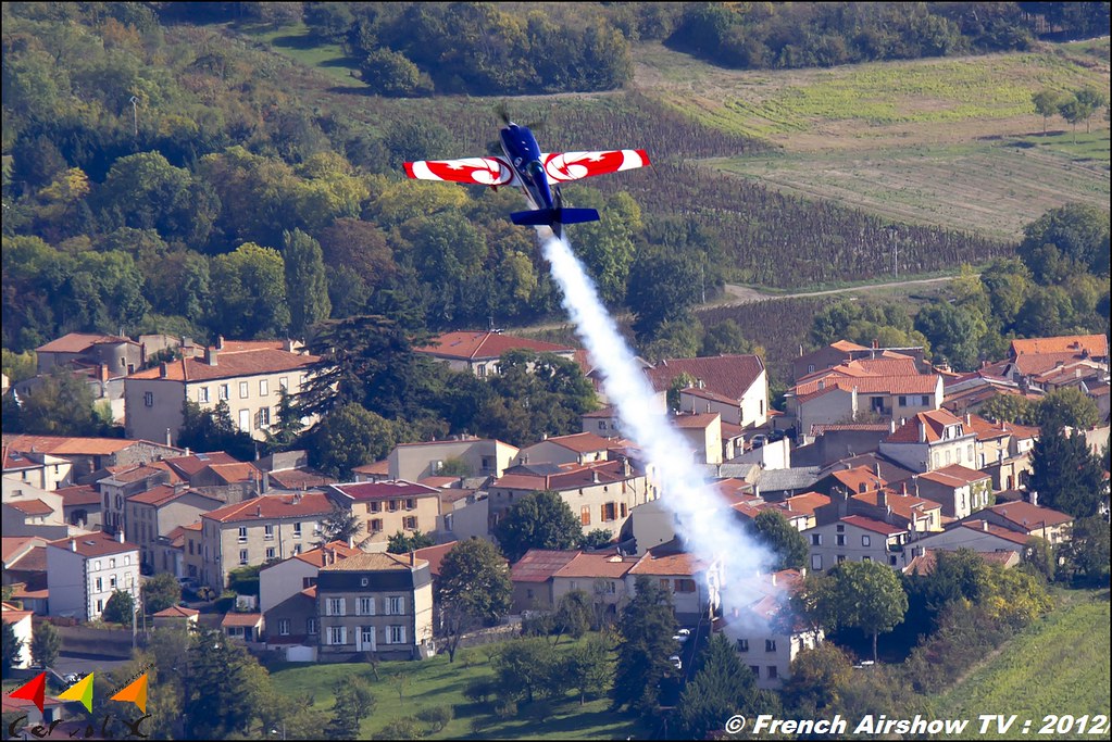 Equipe de Voltige de l'Armée de l'Air EVAA Cervolix Plateau de Gergovie Auvergne Comment faire photos de Meeting Aerien 2012