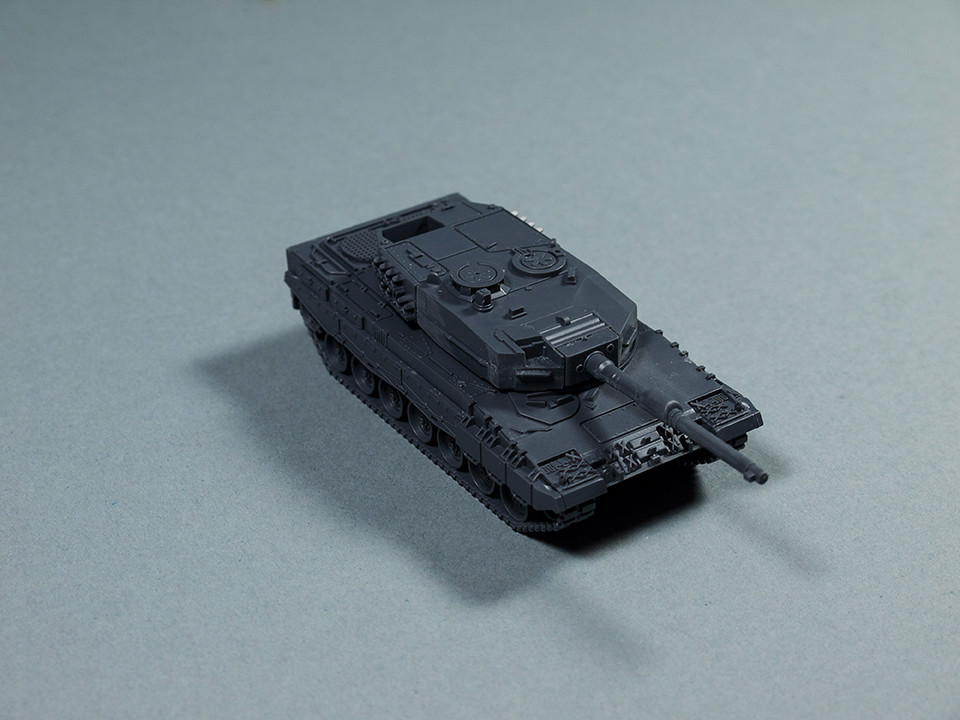 Leopard 2 assembled