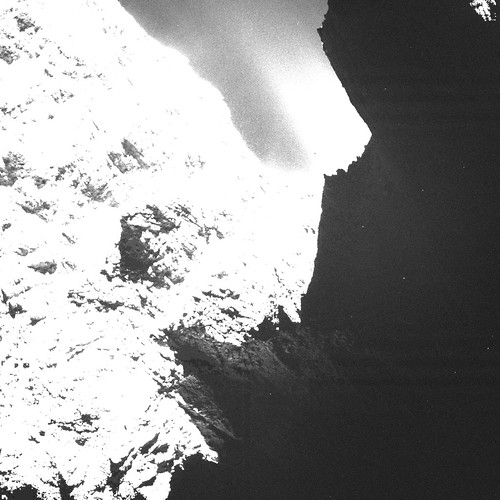 Comet detail – 30 October 2014 (b)