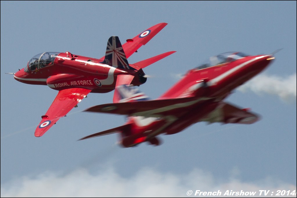 Red Arrows AIR14 Payerne 2014 Canon Sigma France contemporary lens 