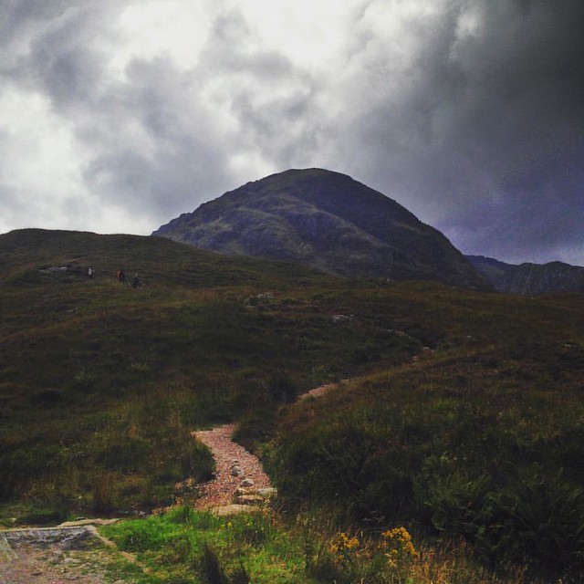 Glen Coe, Scottish Highlands   #scottishhighlands #scotland #scottishscenery #mountains #glencoe