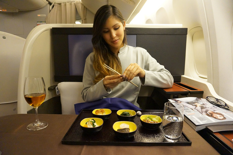 27935960961 16d86b0180 c - REVIEW - JAL : First Class - London to Tokyo Haneda (B77W)