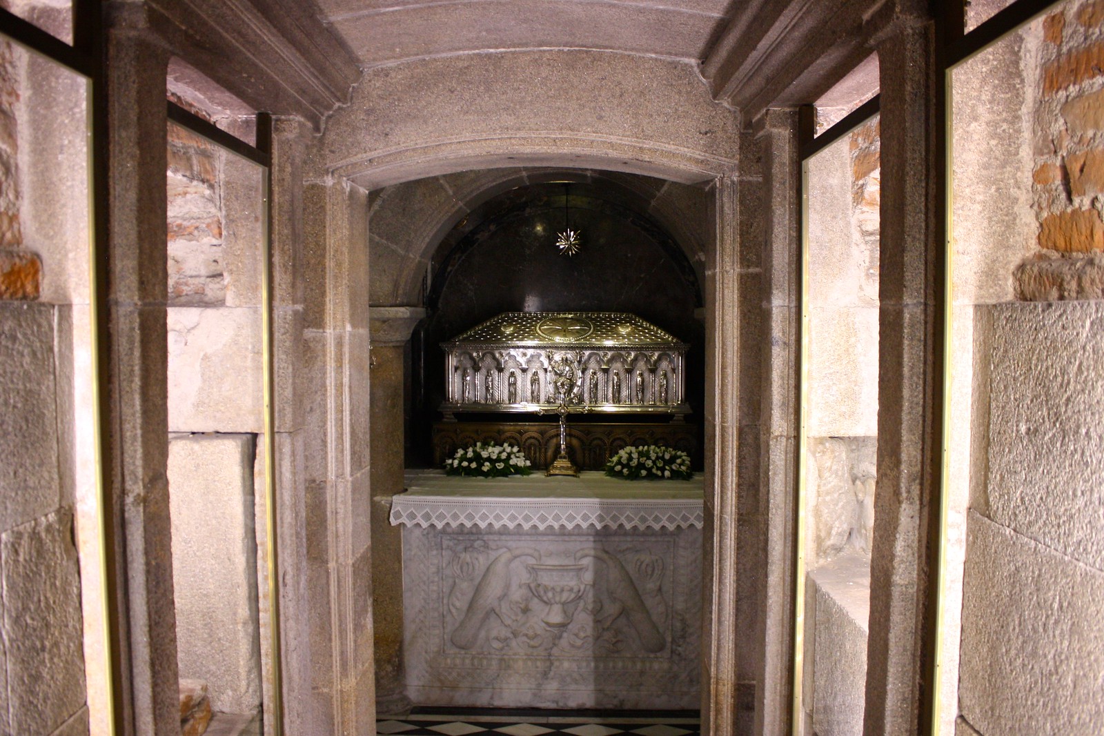 Shrine of Santiago in the cathedral