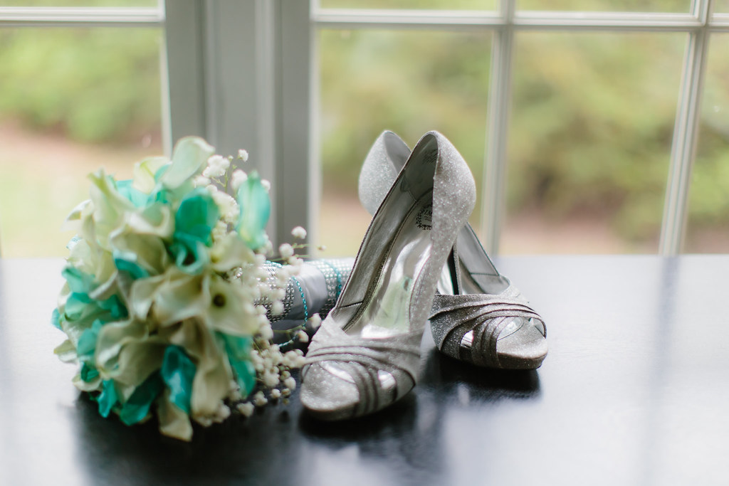 Wedding photographer Buffalo Lockport shoes
