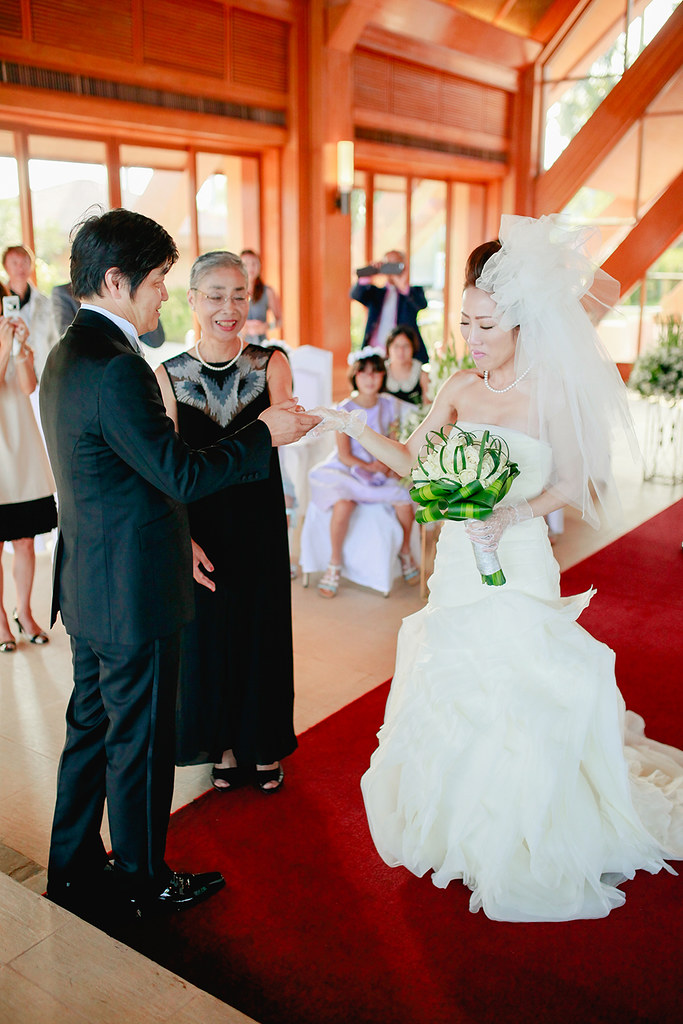 26321804114 f79ddfa827 b - Shangri-la Mactan Cebu Wedding: Takashi & Takako