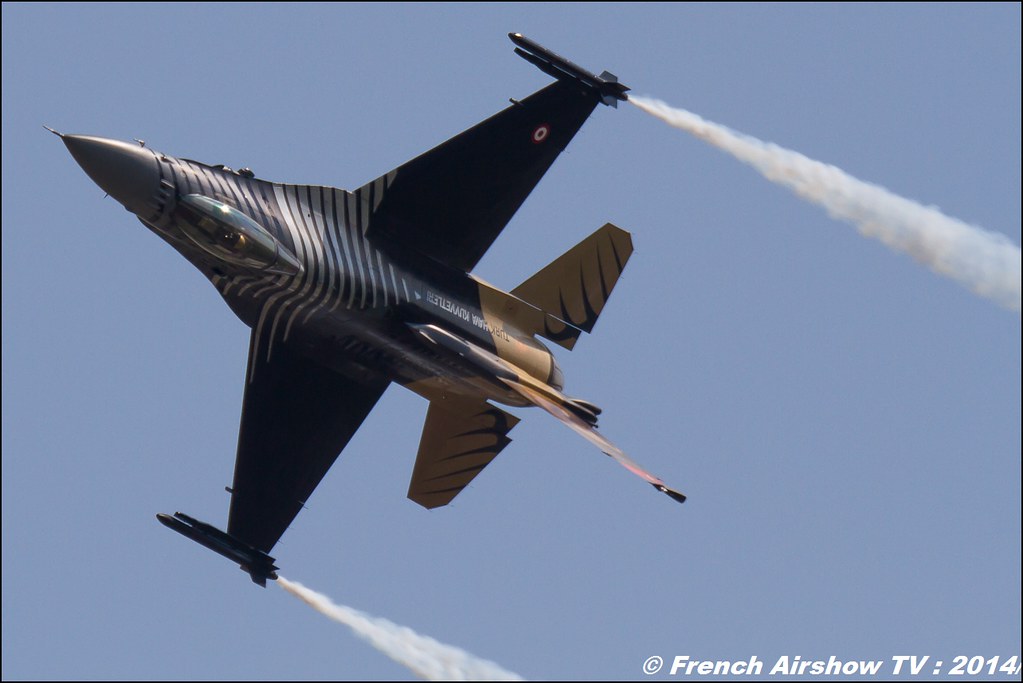 F-16 Solo Turk display , F-16 Solo Display Türk , F-16 Fighting Falcon , RIAT , Royal International Air Tattoo 2014 , Meeting Aerien 2014