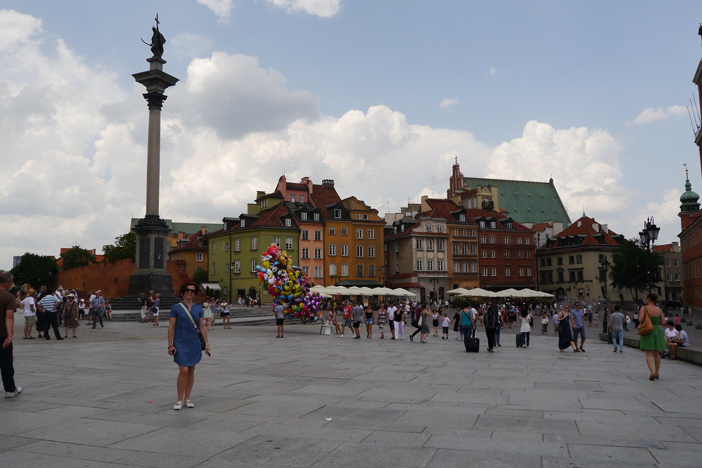 Plaza Varsovia