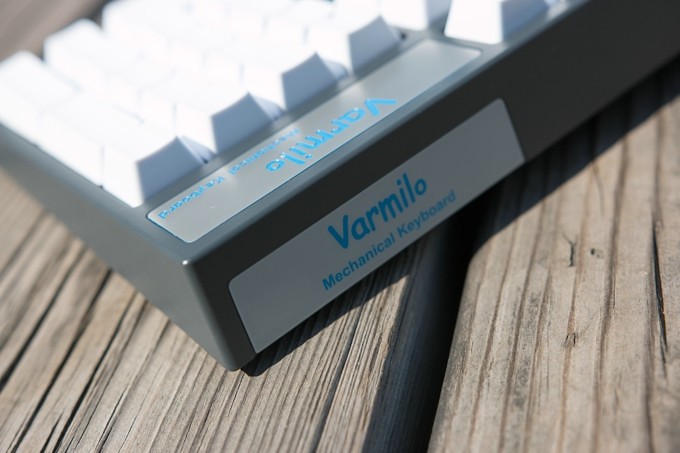 Customized exclusive Varmilo VA104M out of the box