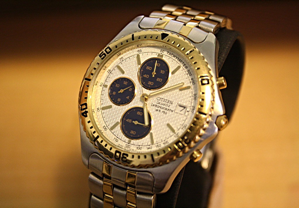 citizen quartz chronograph wr 50