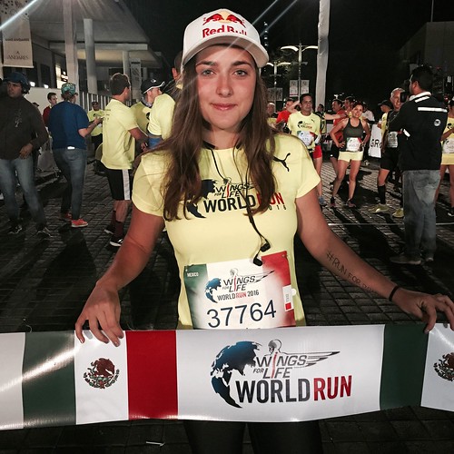 Larisa Morales - Wings for Life World Run Guadalajara 2016