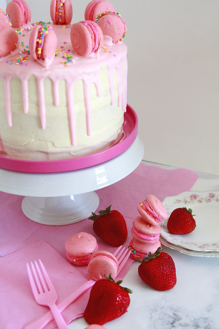 Strawberry Cream Cake 